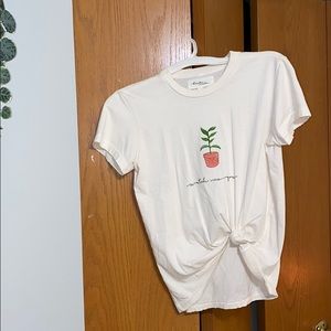 Kristin Made watch me grow tshirt, sz M